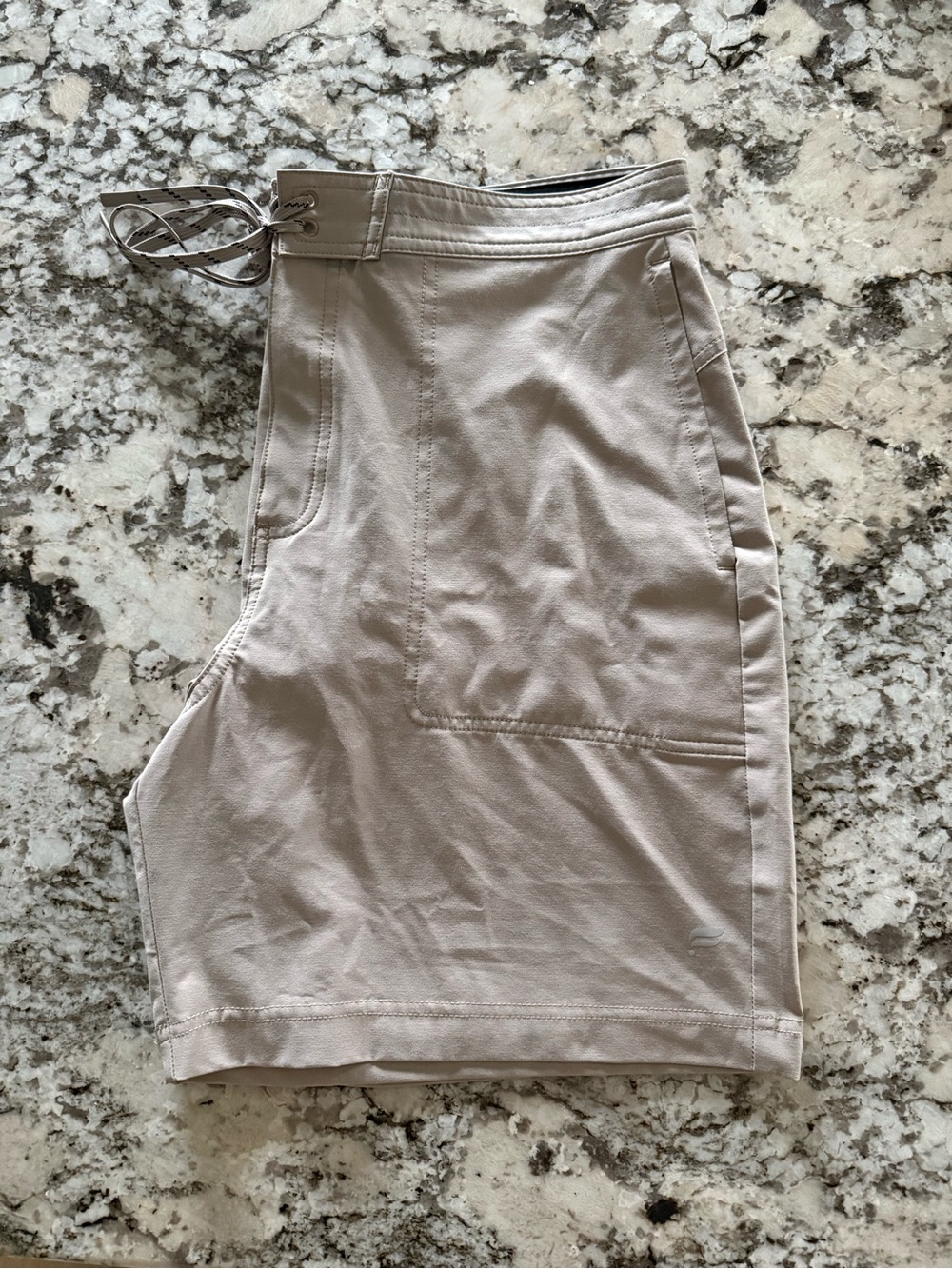 Fabletics Men’s Shorts - Picture 5 of 6